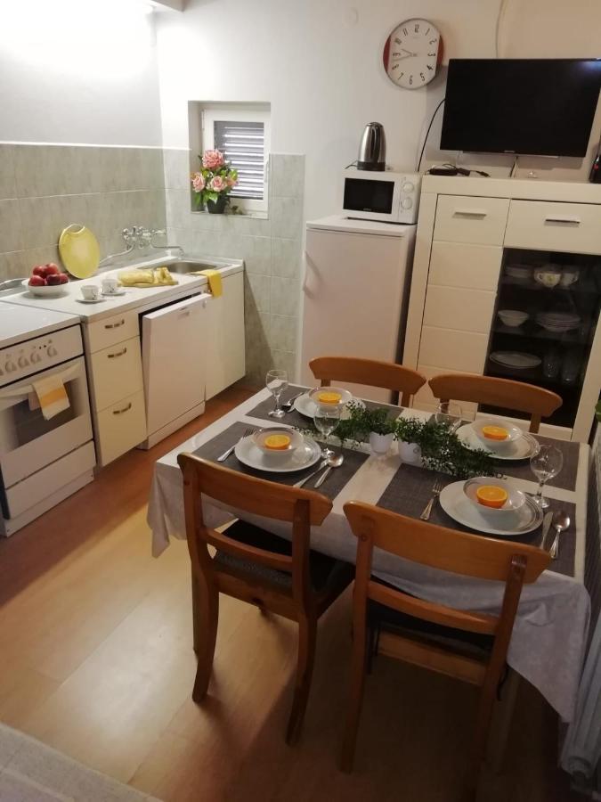 Guesthouse Brodarica Sibenik Exterior photo