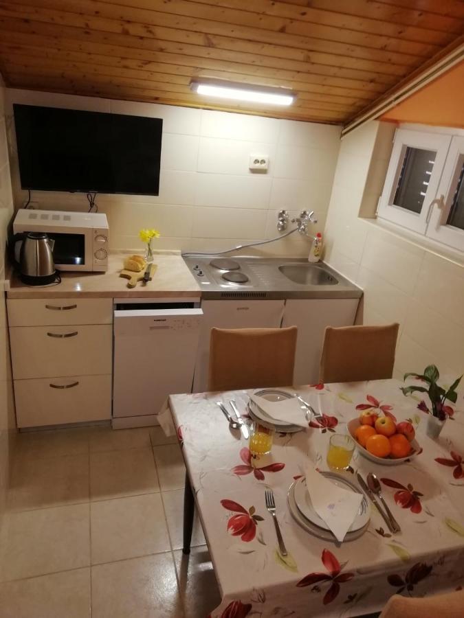 Guesthouse Brodarica Sibenik Exterior photo